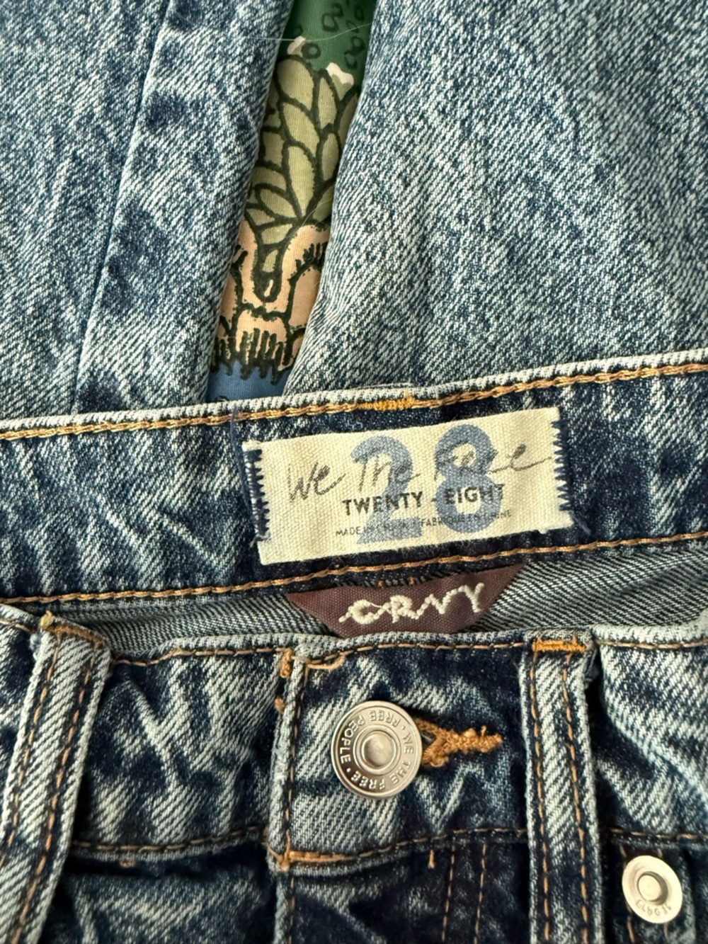 Free People x We The Free CRVY Vintage Wash Straight Distressed Jeans - Picture 7 of 7